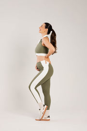 Conjunto Top Polo e Calça Aurora